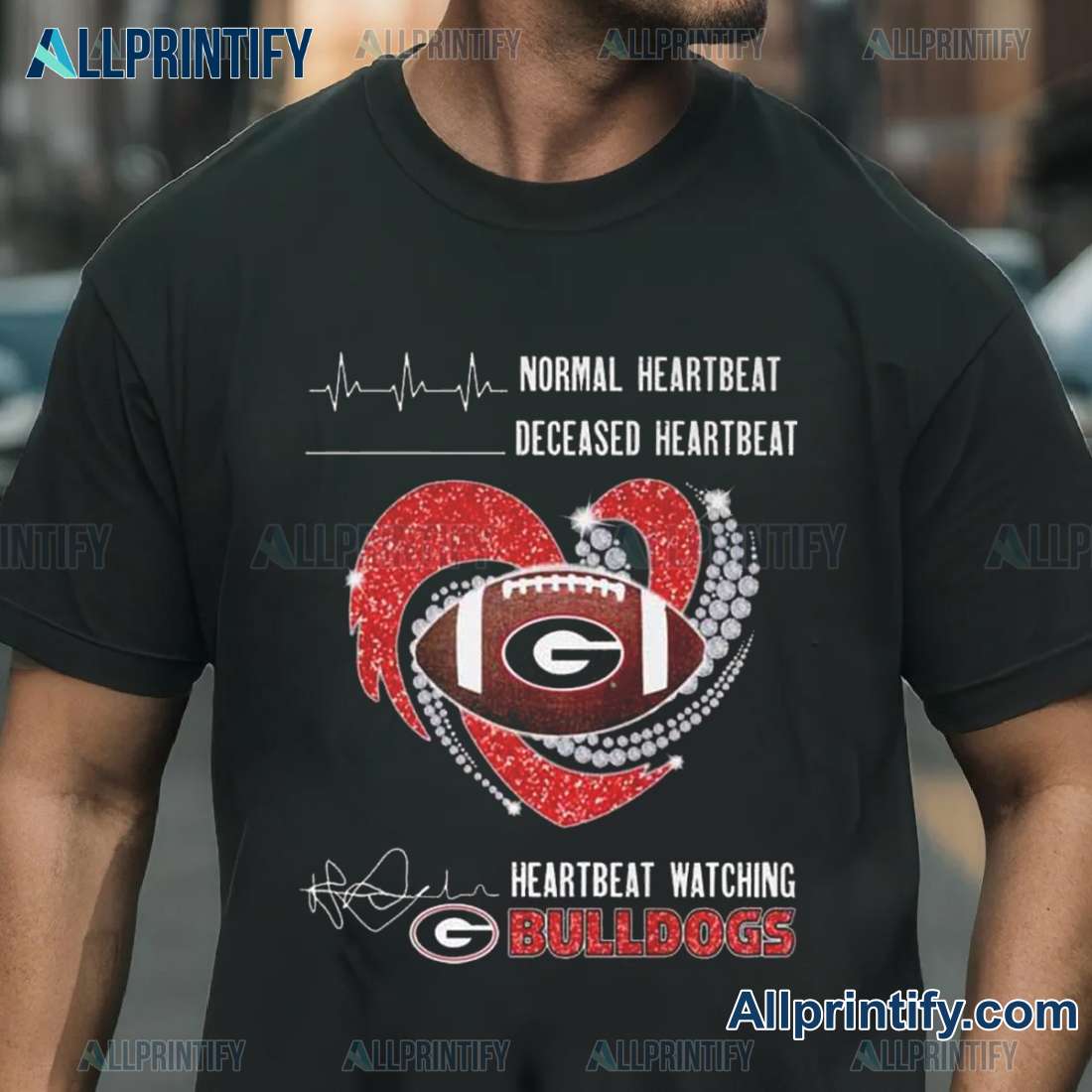 Heartbeat Watching Georgia Bulldogs 2025 Graphic Unisex T-shirt e6qgXWl