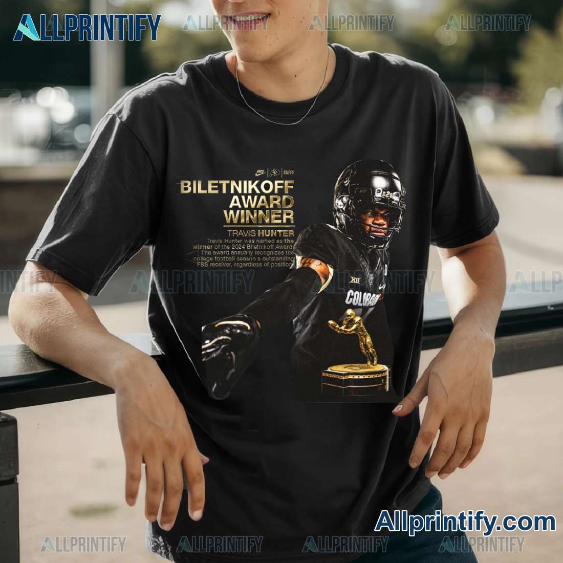 Travis Hunter Colorado Buffaloes Biletnikoff Award Winner Unisex T-shirt z3MHRQT