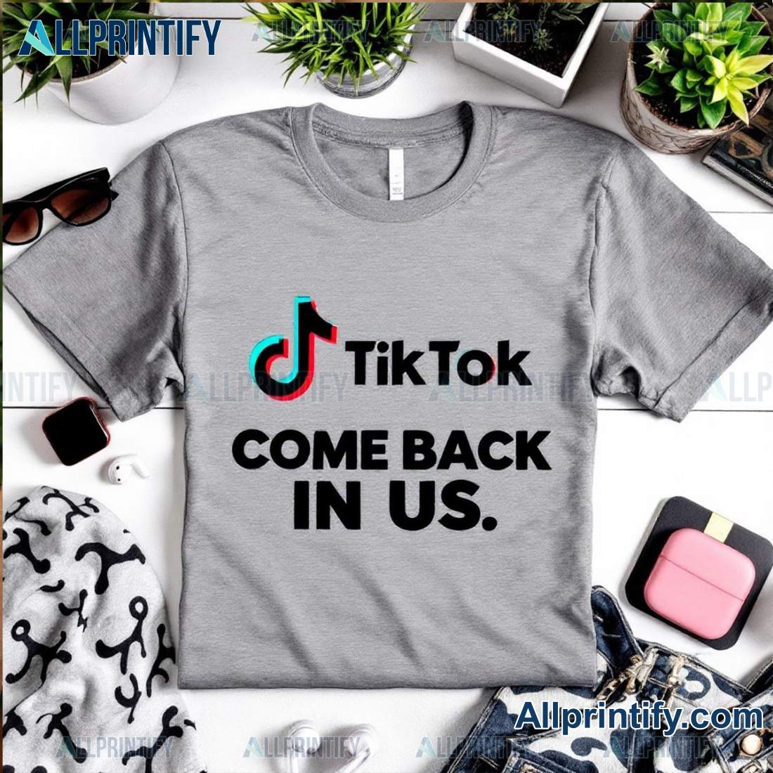 Tiktok Is Back In The Us Unisex T-shirt 7jp3lxS