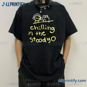 Chilling In The Stoodyo Unisex T-shirt 9BdTHgi